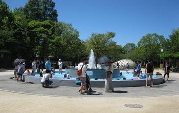 行船公園の水遊び